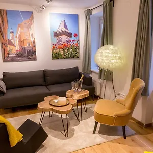 Apartment Charming 45m2 In Heart Of, Graz