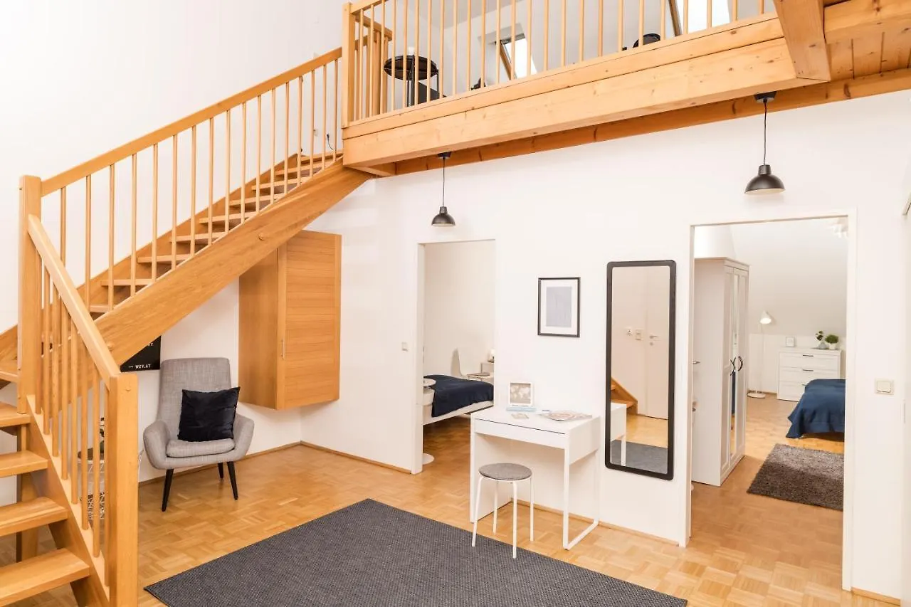 Cozy Kunsthaus Graz Apartment