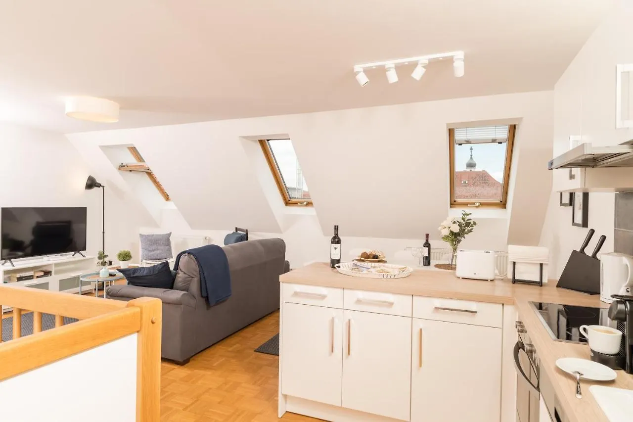 Cozy Kunsthaus Graz Apartment