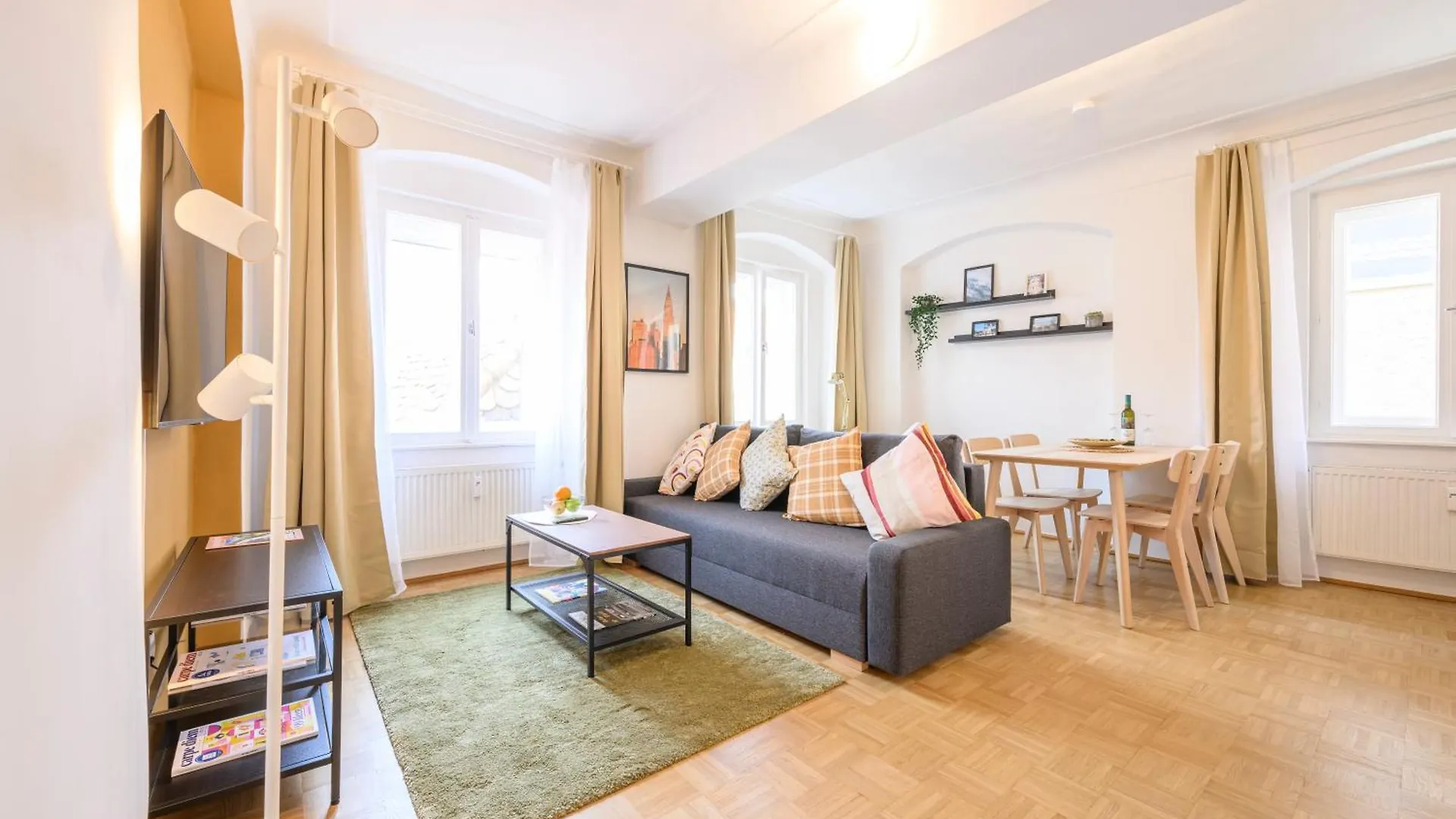 Cozy Kunsthaus Graz Apartment